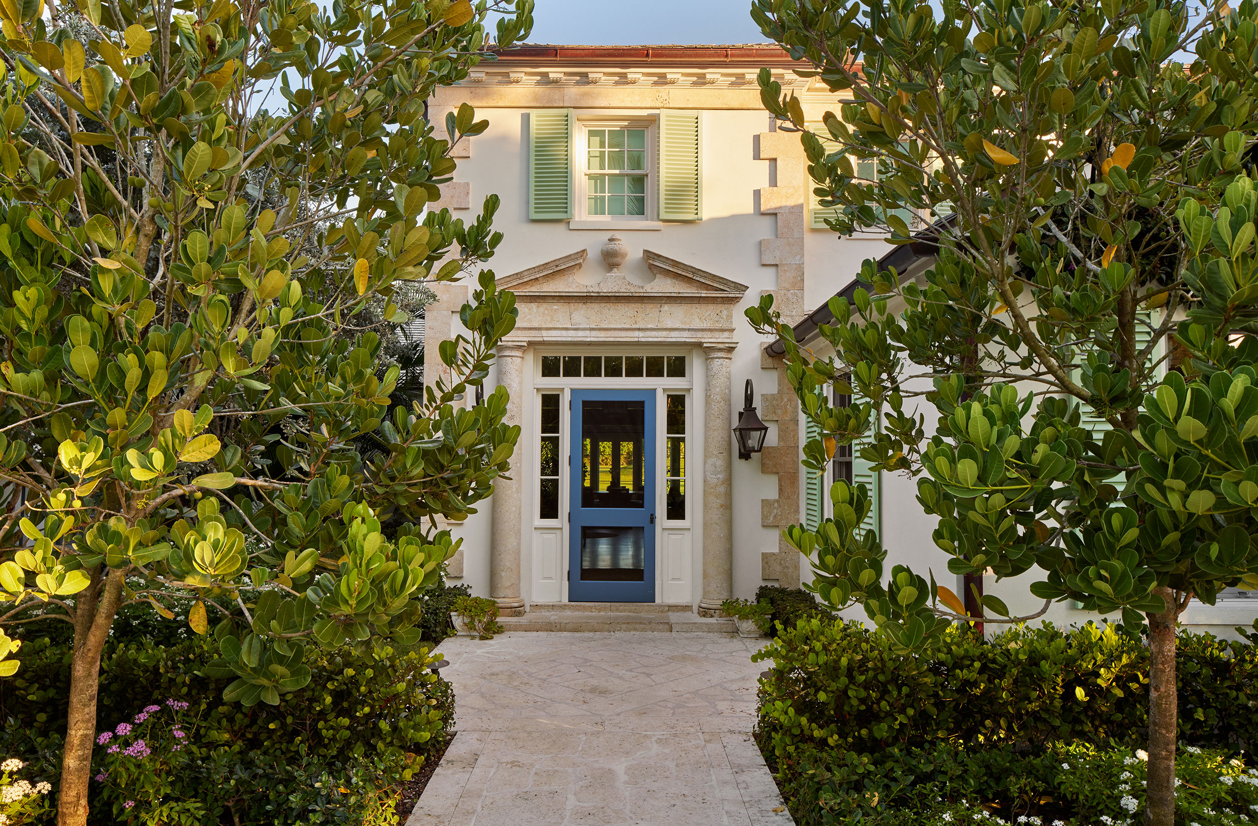Bahamian Rhapsdody entrance
